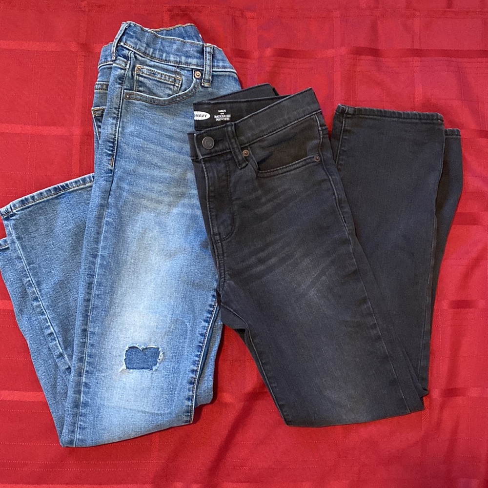 Bundle of 2 jeans! Closet has more pants, bundle to save more!
